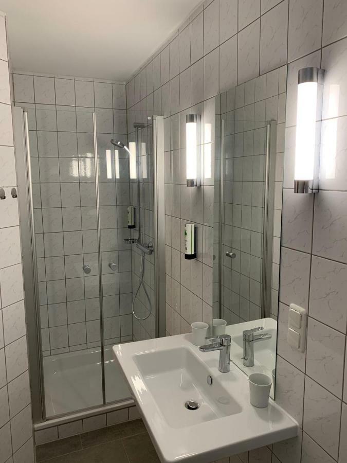 Hotel und Apartment Garni Eurode Live Herzogenrath Exterior foto