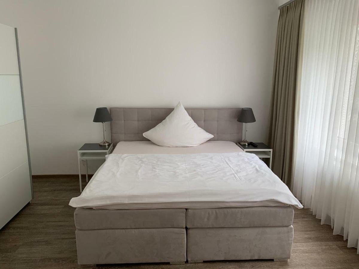 Hotel und Apartment Garni Eurode Live Herzogenrath Exterior foto